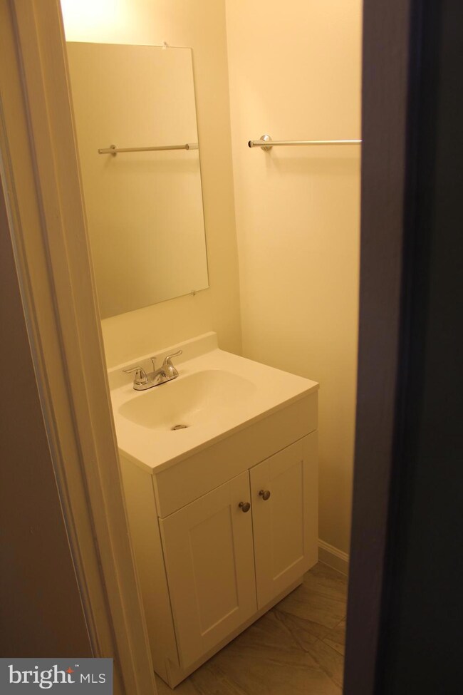 1740 Powder Horn Terrace, Woodbridge, VA 22191 - photo 7