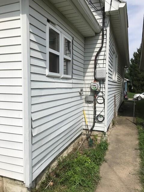82 S 8th Ave, Beech Grove, IN 46107 - photo 3