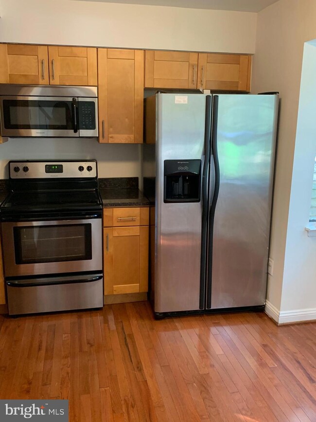 7055 Palamar Terrace, Lanham, MD 20706 - photo 2