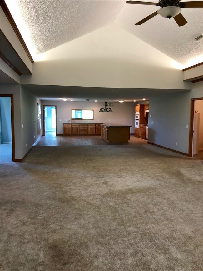 405 Centerpoint Church Rd, Prairie Grove, AR 72753 - photo 2