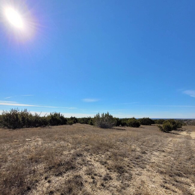 000 Private Road 16024 unit 111, Jonesboro, TX 76538 - photo 6