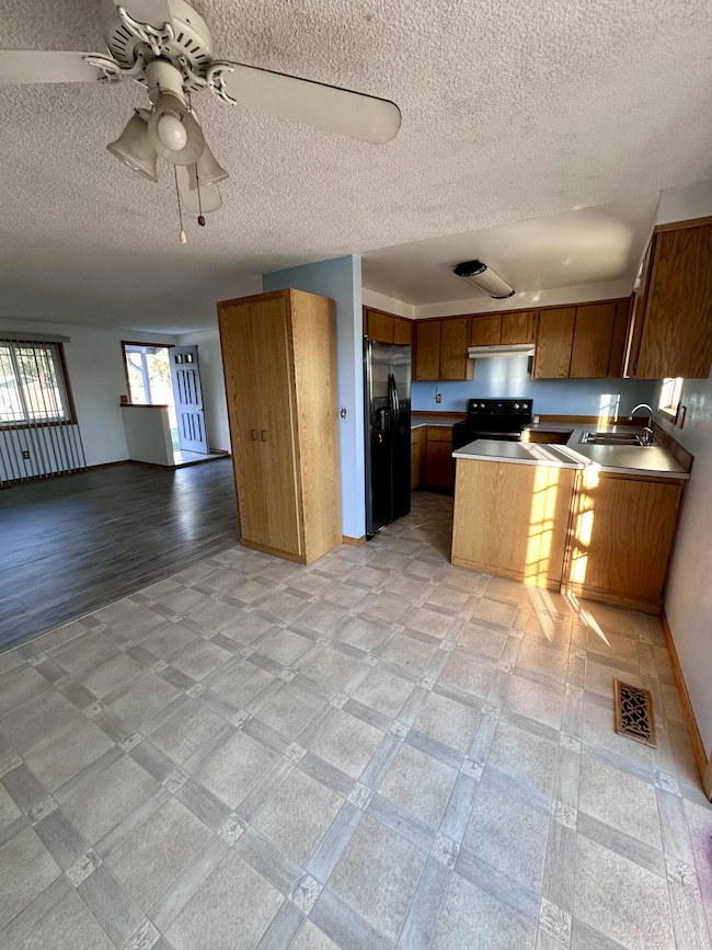 3910 Gregory Dr, Klamath Falls, OR 97603 - photo 6