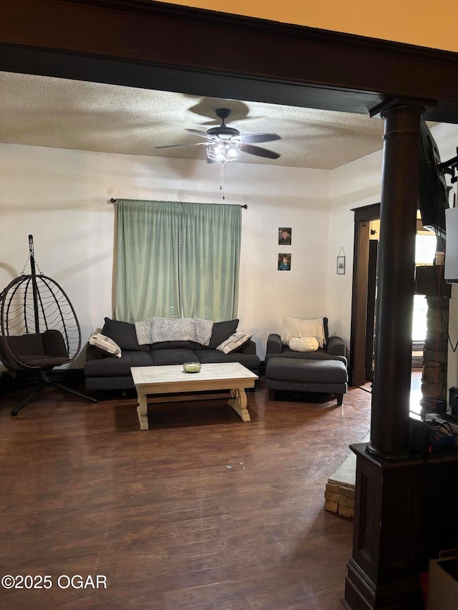 1401 W Broadway St, Webb City, MO 64870 - photo 7