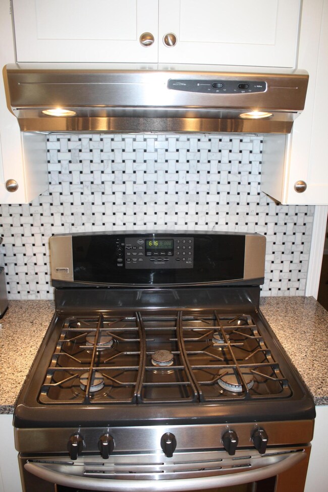 5113 Wembley Ct SW, Wyoming, MI 49509 - photo 6