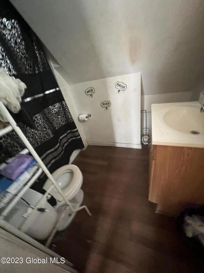 416 Elk St, Albany, NY 12206 - photo 4