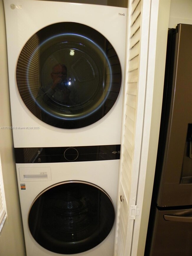 Full Size Washer & Dryer