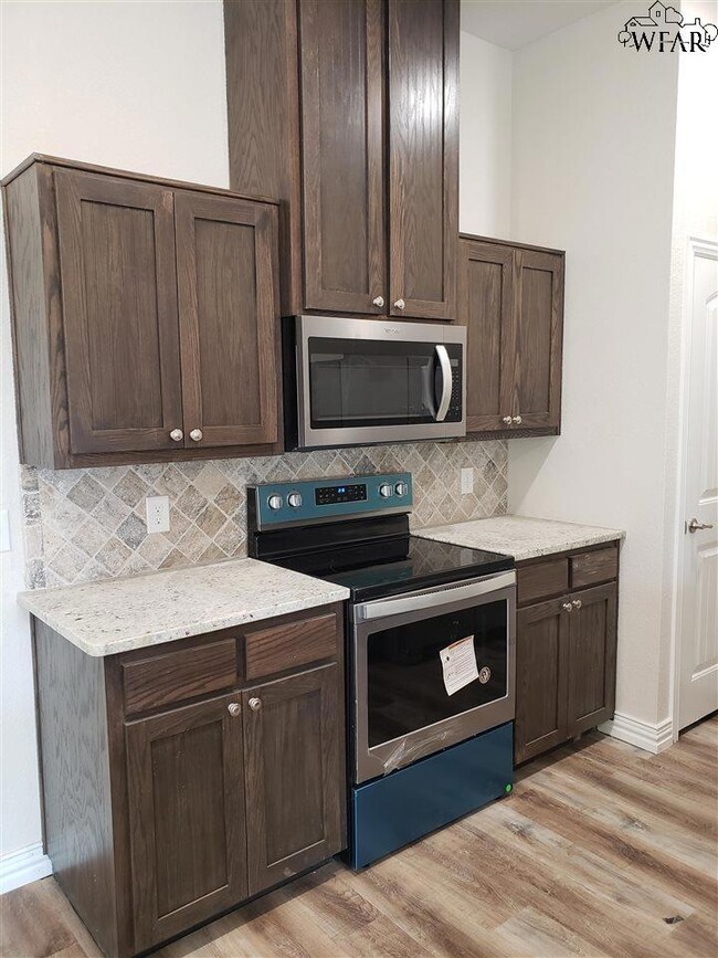 1506 Hursh Ave unit B, Wichita Falls, TX 76302 - photo 3