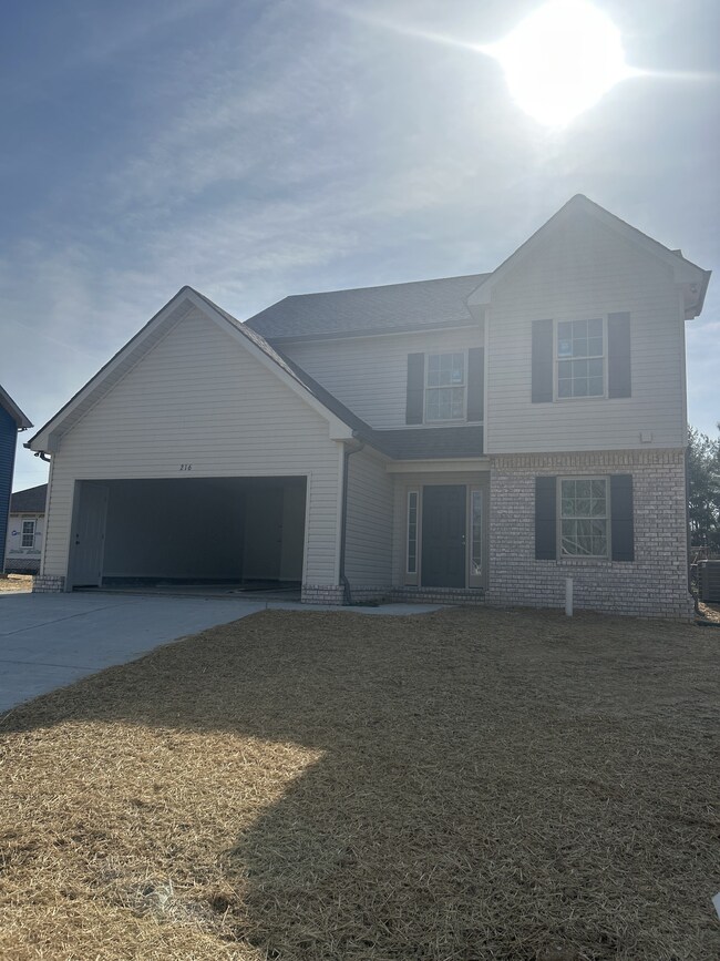 216 Timber Cir, Manchester, TN 37355 - photo 2
