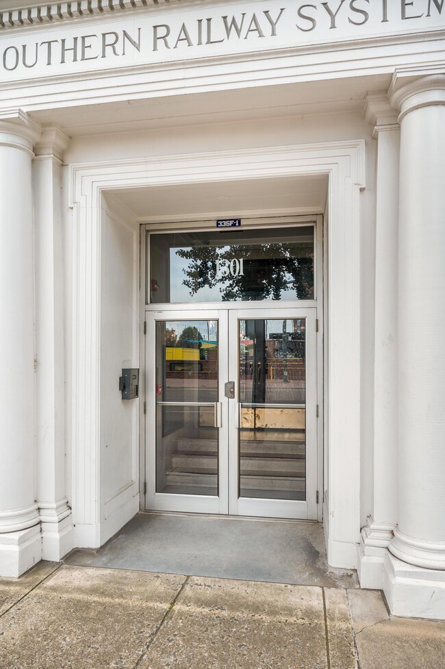 1301_Market_St_Unit_209_0005
