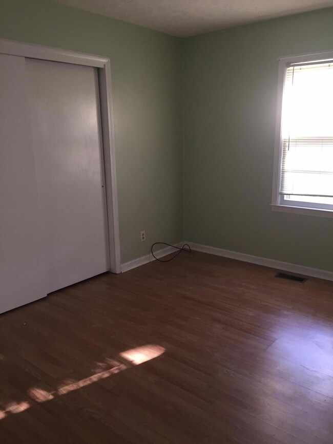 1606 Strother Rd, Aberdeen, NC 28315 - photo 4