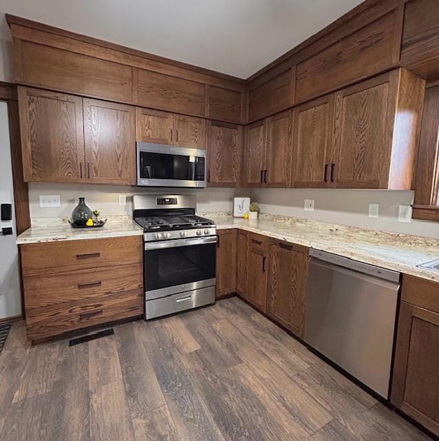 110 4th St SW, Plainview, MN 55964 - photo 4