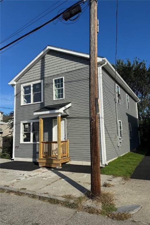 10 Calhoun Ave, Providence, RI 02907 - photo 2