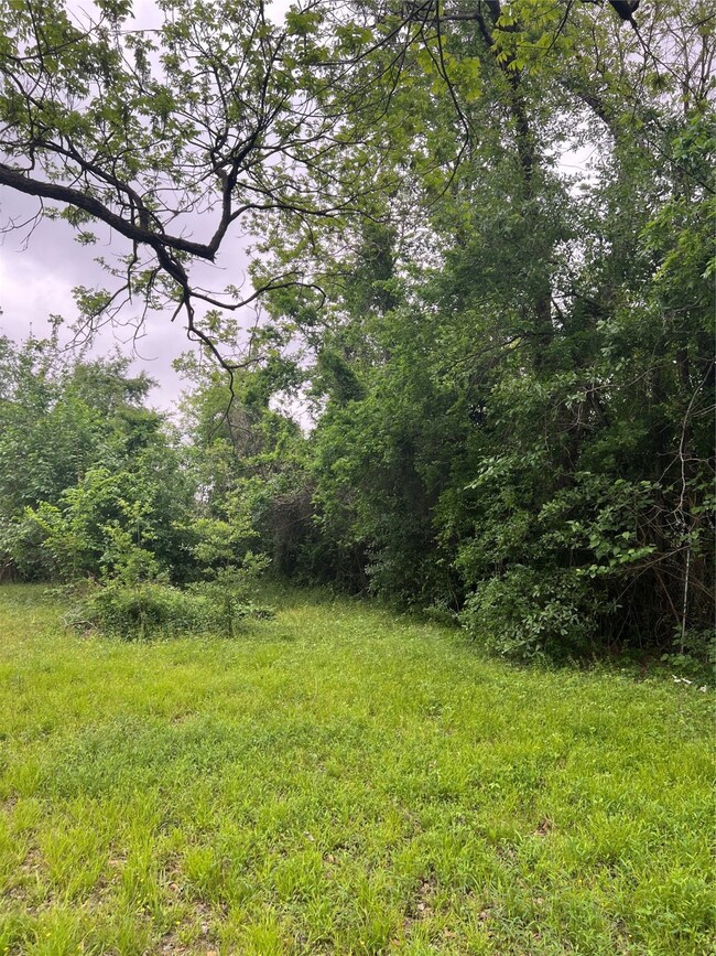 5614 Creekmont Dr, Houston, TX 77091 - photo 5