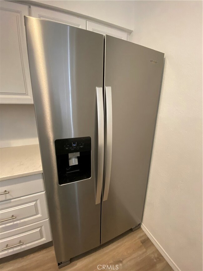 7651 Reseda Blvd unit 5, Reseda, CA 91335 - photo 7