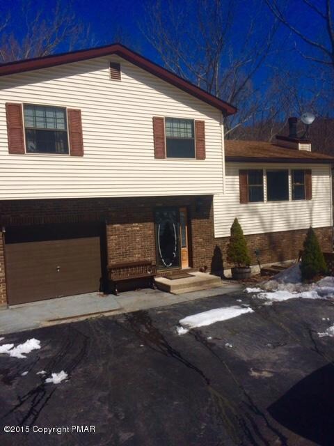 2222 Sparrow Rd, Bushkill, PA 18324 - photo 3