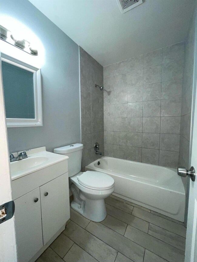 3011 Windsor Ave unit 1, West Palm Beach, FL 33407 - photo 5