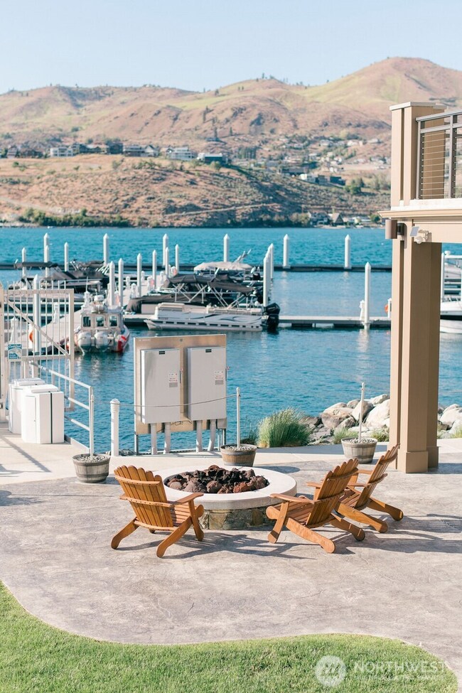 1350 W Woodin Ave unit E14, Chelan, WA 98816 - photo 4