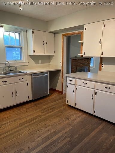 435 17th St, Dunbar, WV 25064 - photo 5