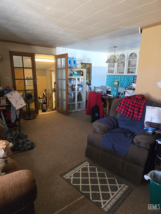 9005 Apache Dr, Weldon, CA 93283 - photo 7