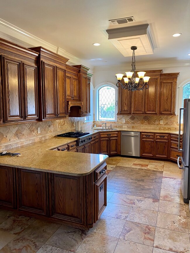 5155 Beverly Dr, San Angelo, TX 76904 - photo 2