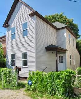 318 Stanaford Place!