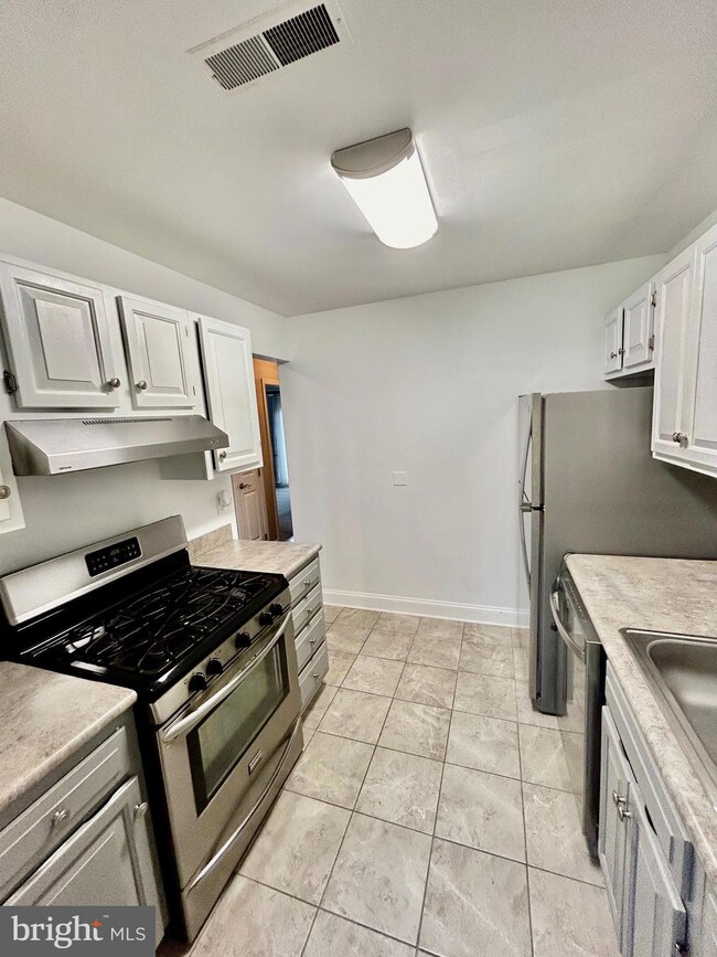 10 Maplewood Ave unit 5B, Mohnton, PA 19540 - photo 3