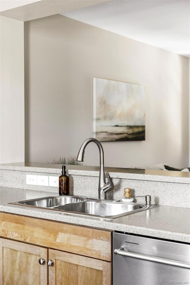 13543 E Longview Ave, Englewood, CO 80111 - photo 7