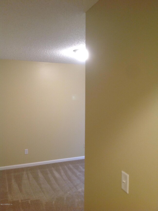 7643 Jillian Ct, Jacksonville, FL 32210 - photo 3