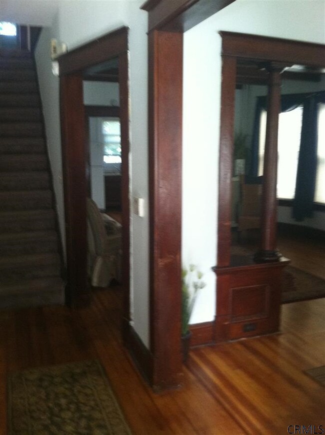 4 Bertha St, Albany, NY 12209 - photo 5