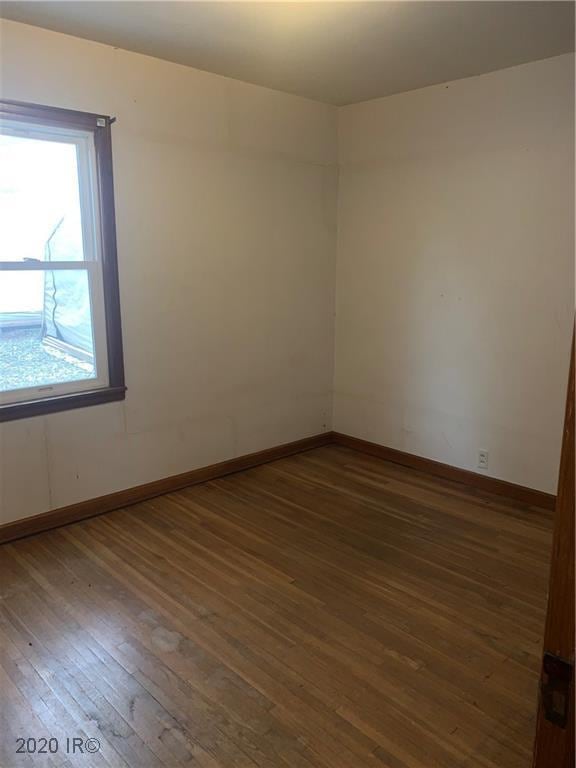 205 N Dewey St, Osceola, IA 50213 - photo 3