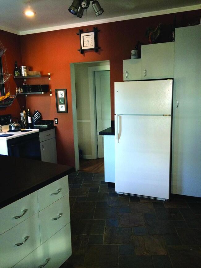 Kitchen_2