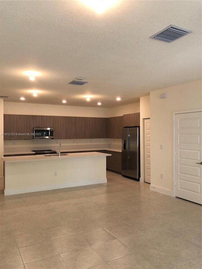 4757 NW 83rd Pkwy unit 4757, Doral, FL 33166 - photo 4