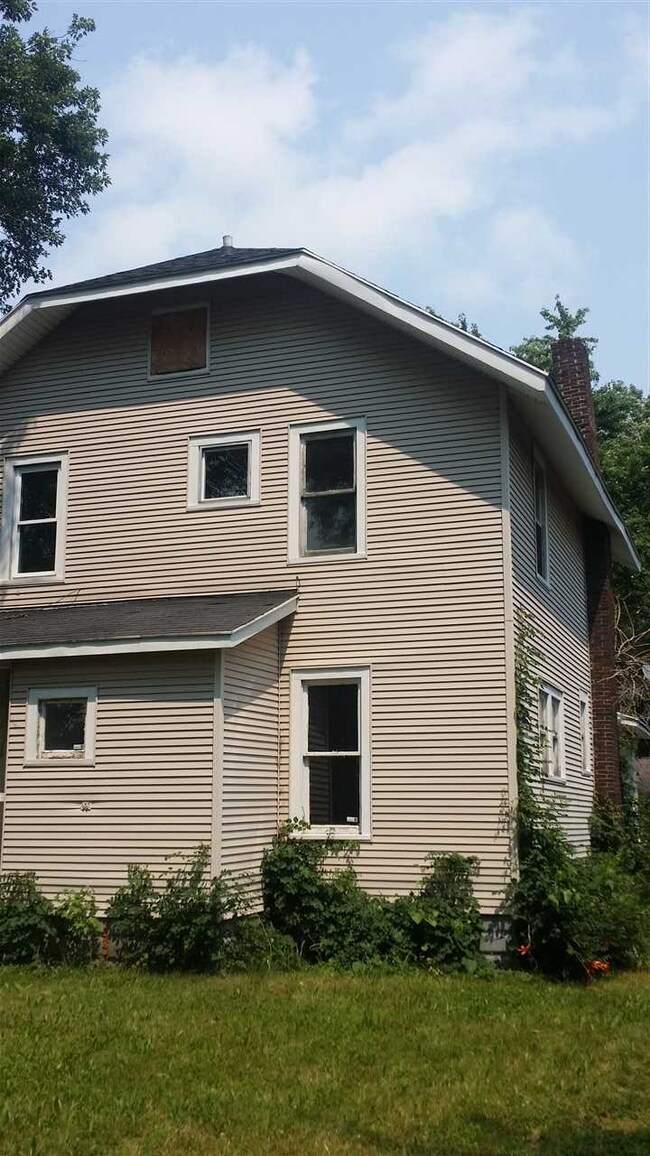 1625 Frances Ave, Elkhart, IN 46516 - photo 2
