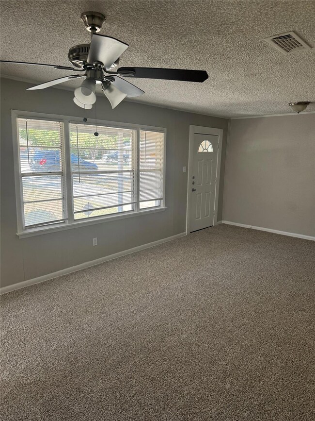 509 Sandell Dr, Fort Worth, TX 76108 - photo 4