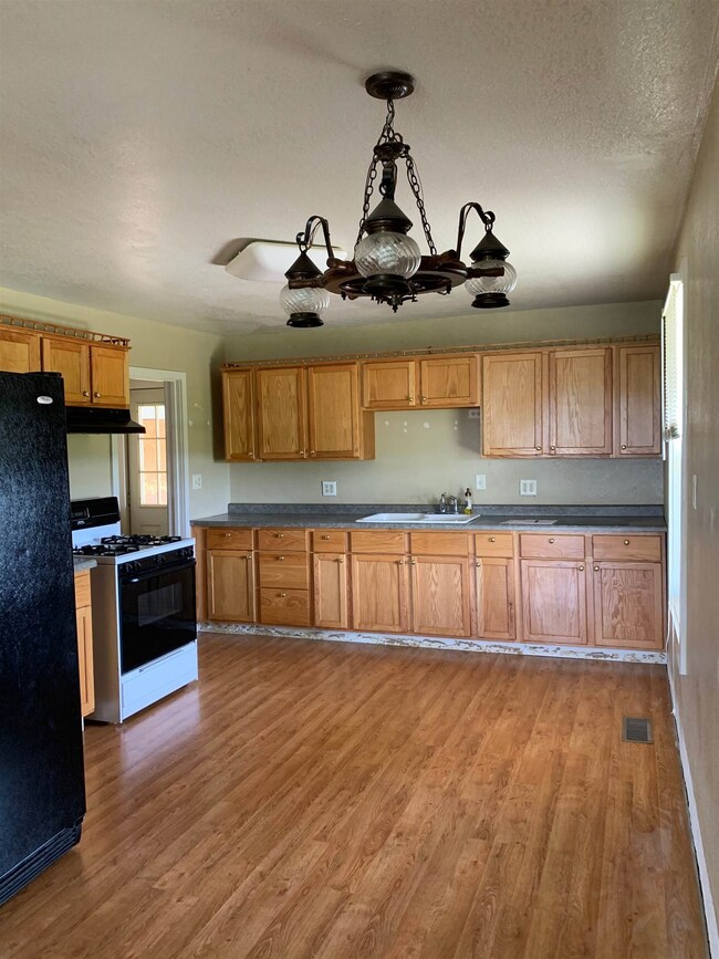 6401 S Webster Rd, New Haven, IN 46774 - photo 6