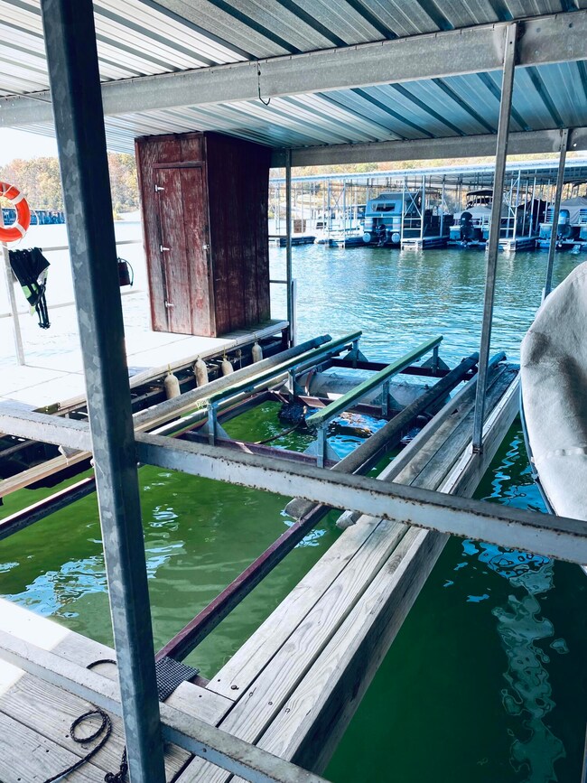 71 Fishers Cove Rd, Kimberling City, MO 65686 - photo 2