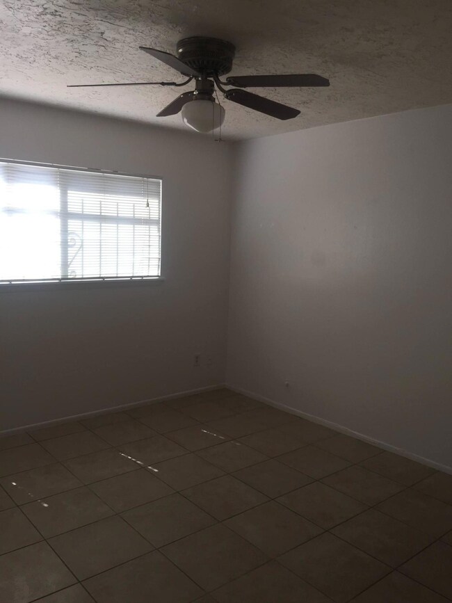 1233 E Henry St unit B, Tempe, AZ 85281 - photo 6