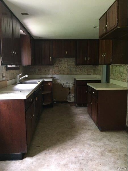 4456 Mill Rd, Emmaus, PA 18049 - photo 6