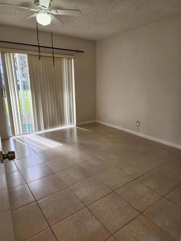 226 Norwich J, West Palm Beach, FL 33417 - photo 6