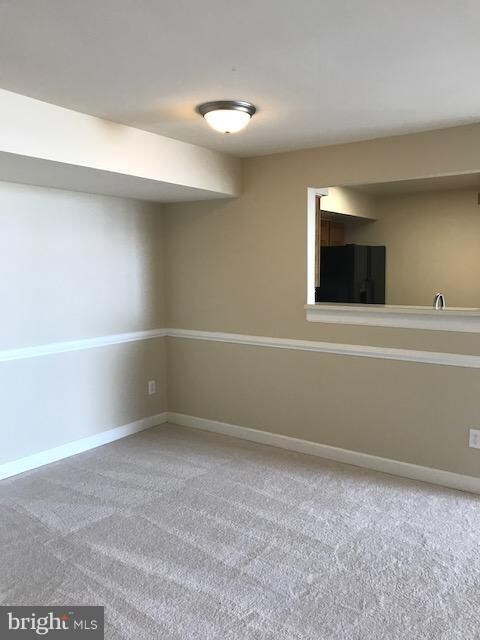 8111 Lacy Dr unit 304, Manassas, VA 20109 - photo 2