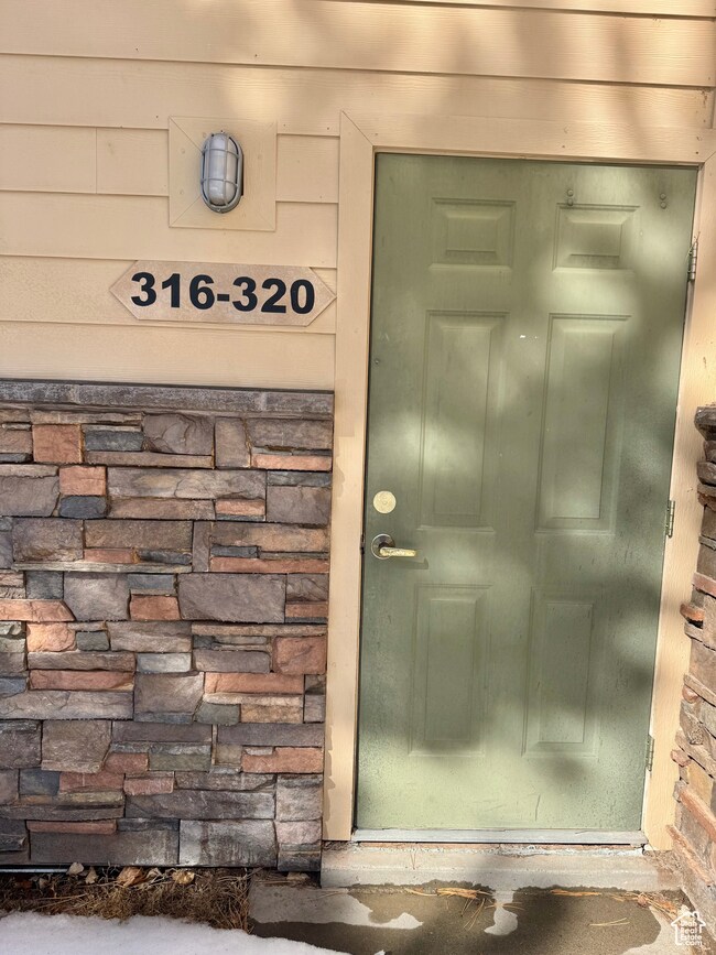 2176 S Bear Blvd unit 316 &, Garden City, UT 84028 - photo 4