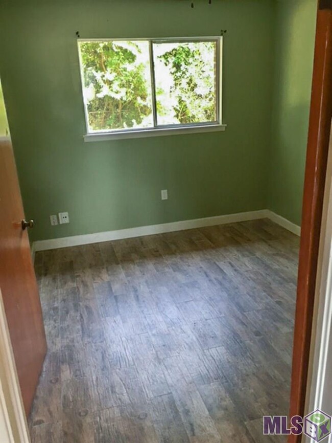 5680 Matthews St, Baton Rouge, LA 70812 - photo 4
