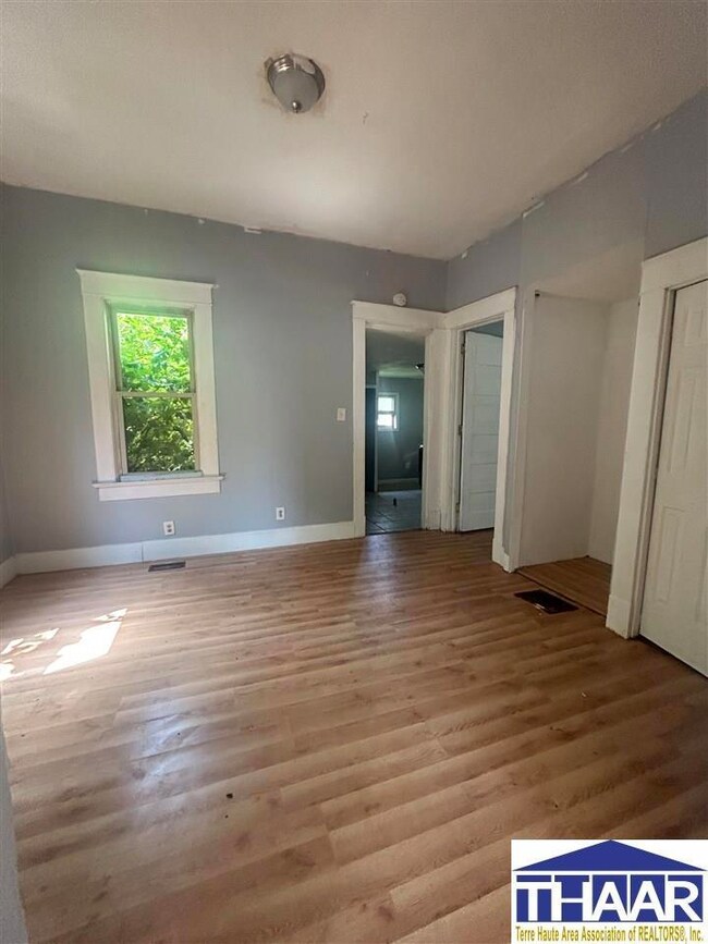 2012 N 22nd St, Terre Haute, IN 47804 - photo 3