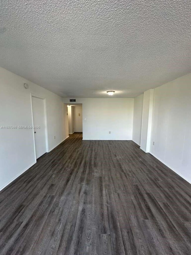 Parkway Towers unit 311, Miami, FL 33169 - photo 7
