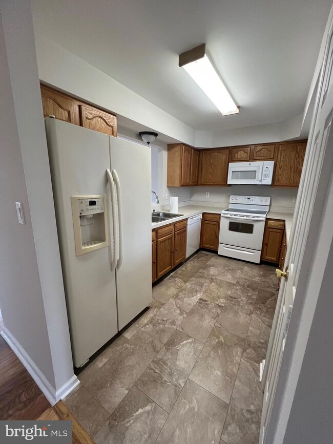 140 Topaz Ln, Inwood, WV 25428 - photo 3