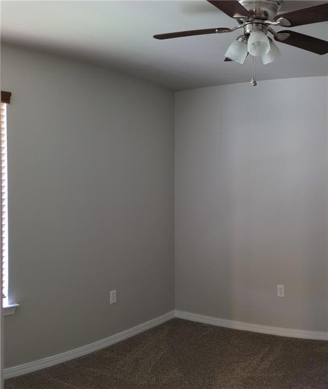 Middle bedroom