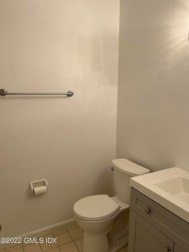 51 Old Kings Hwy unit 2, Old Greenwich, CT 06870 - photo 7