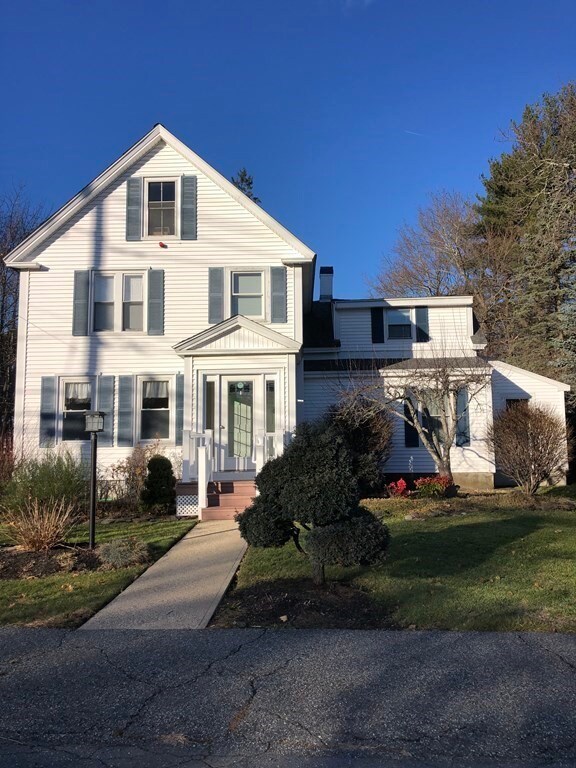 4 Robinson Rd unit 2, Littleton, MA 01460 - photo 2