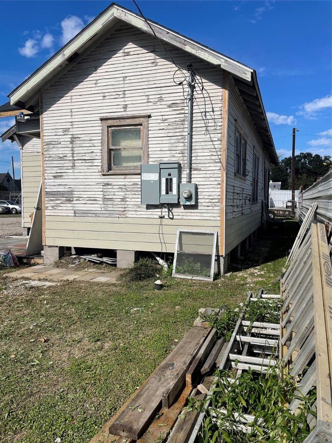 7912 Park Place Blvd, Houston, TX 77087 - photo 4