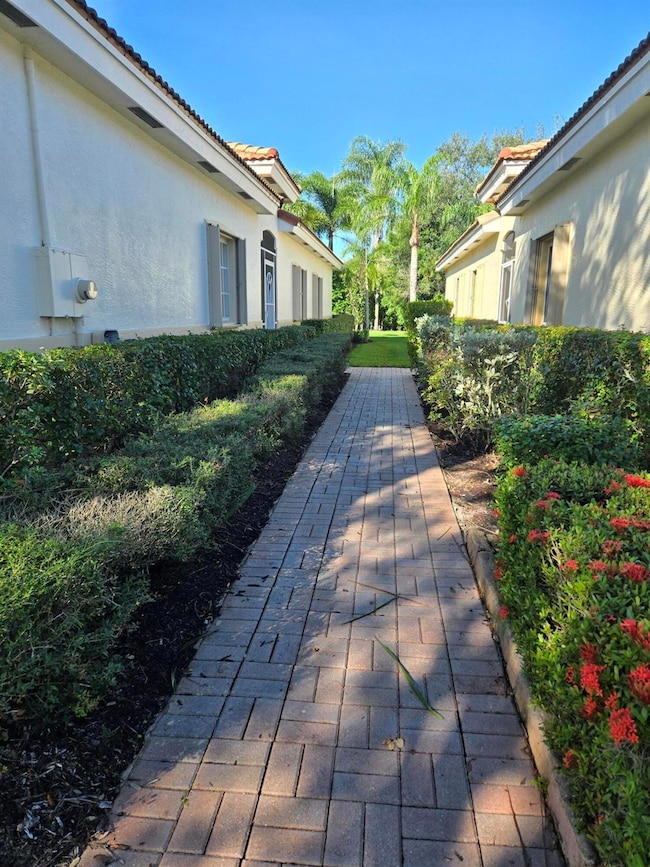 2297 Windjammer Way, West Palm Beach, FL 33411 - photo 2